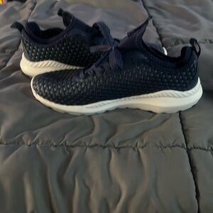 BRAND NEW BLUE SNEAKERS